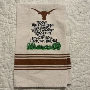 Swoozies hand towel University of Texas Longhorns UT
